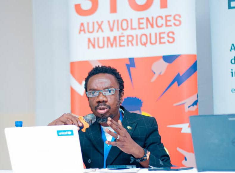 Kisangani : L’éducation numérique et la lutte contre les violences en ligne au centre d’une journée de réflexion