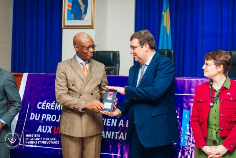 Avec l’appui du Royaume Uni et de l’OMS: La Rdc lance le « Projet de renforcement de la résilience de son système de santé face aux urgences sanitaires »