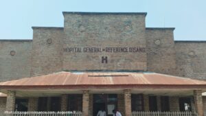 Tshopo : Double alerte sanitaire à Isangi, le Dr Charles Koy Moke lance un SOS face à la rougeole et au Mpox