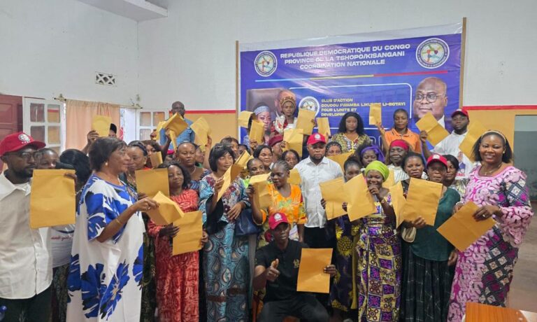 Kisangani : le CADFL soutient l’autonomisation des femmes commerçantes avec un appui financier