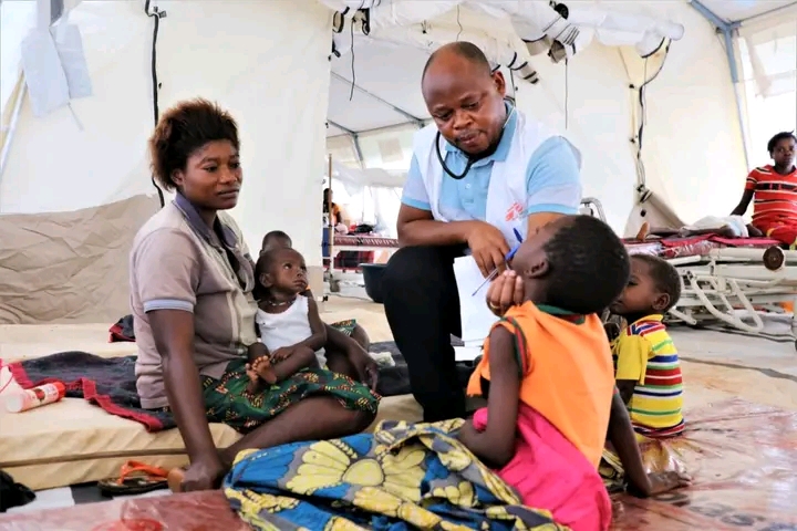 Sud-Kivu : MSF et Médecins du Monde mènent une riposte face à la résurgence de la rougeole chez les enfants
