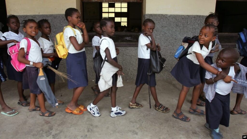 Sud-Kivu : des parents dénoncent les frais de réinscription exigés avant la rentrée scolaire