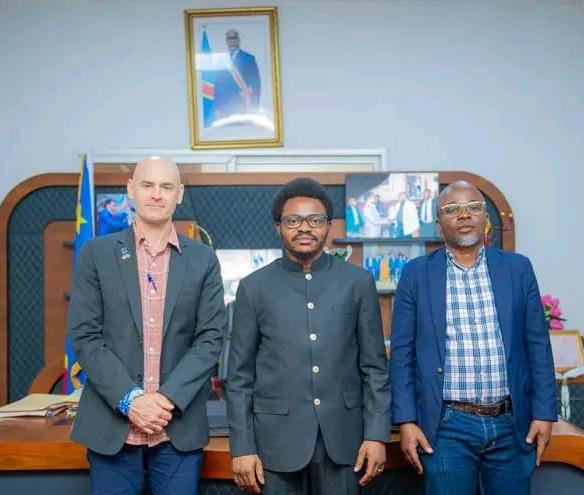 Tshopo : le gouverneur Paulin Lendongolia renforce la coopération avec les Etats-Unis contre Ebola