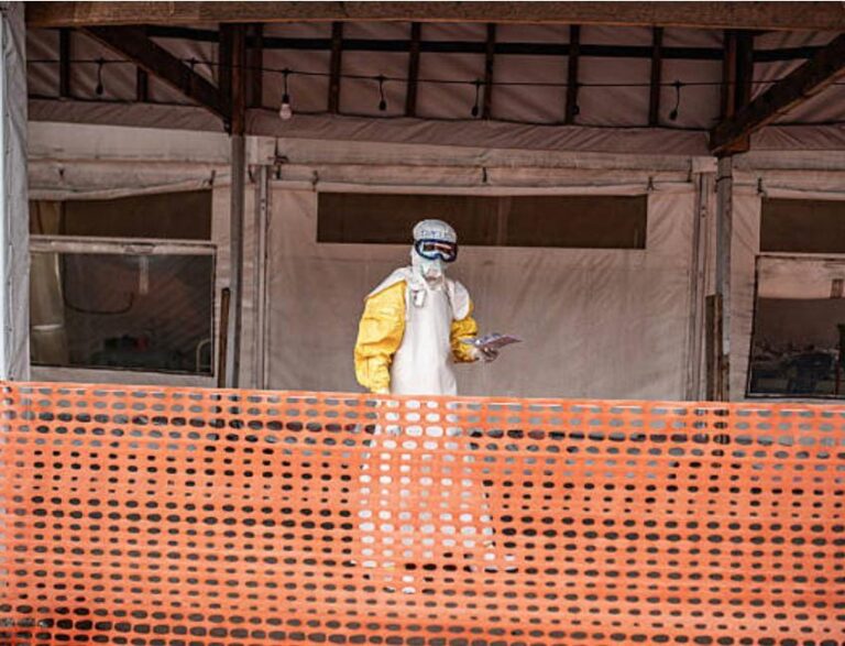 Epidémie d’Ebola à la Tshopo : 28 cas confirmés, 12 décès et un évadé serait mort à Lisala