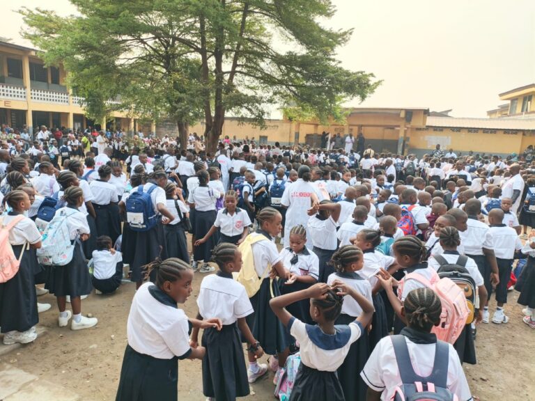 Rdc: Au quartier Mososo, une rentrée scolaire entre rigueur, pleurs et passion au complexe Cardinal Monsengwo