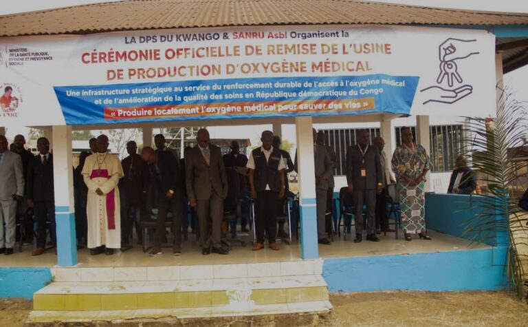 SANRU Asbl accompagne la mise en service d’une usine d’oxygène médical à Kenge